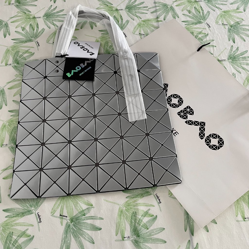 SaleIssey Miyake Tote Bag SaleIssey Miyake Tote Bag
